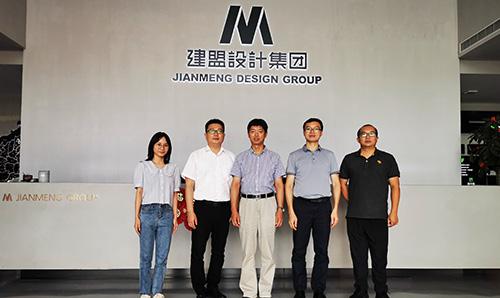 福建工程学院党委副书记詹松青光临游艇会yth206调研领导