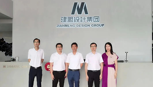 厦门市集美区李俊勇副区长一行光临游艇会yth206调研领导